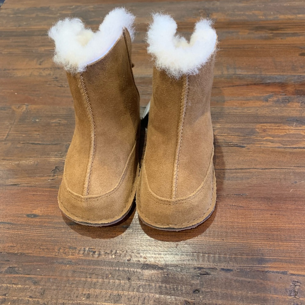 UGG toddler boots- new with tags